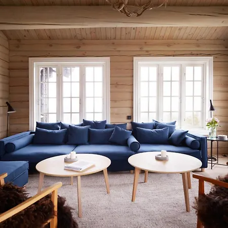 Spacious Log Panoramic View And Hot Tub Holiday home